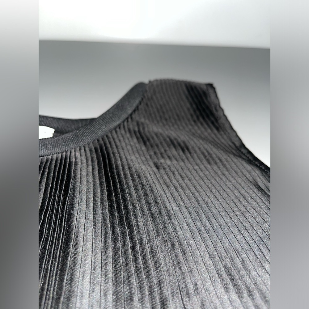 3/25$ (Mix)Adidas’ Fashion-Forward Lines Tank Top, Size S, Black - Picture 14 of 15